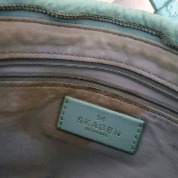 SKAGEN DENMARK 🇩🇰 SEAFOAM  PEBBLED LEATHER CROSSBODY OS - Picture 4 of 7